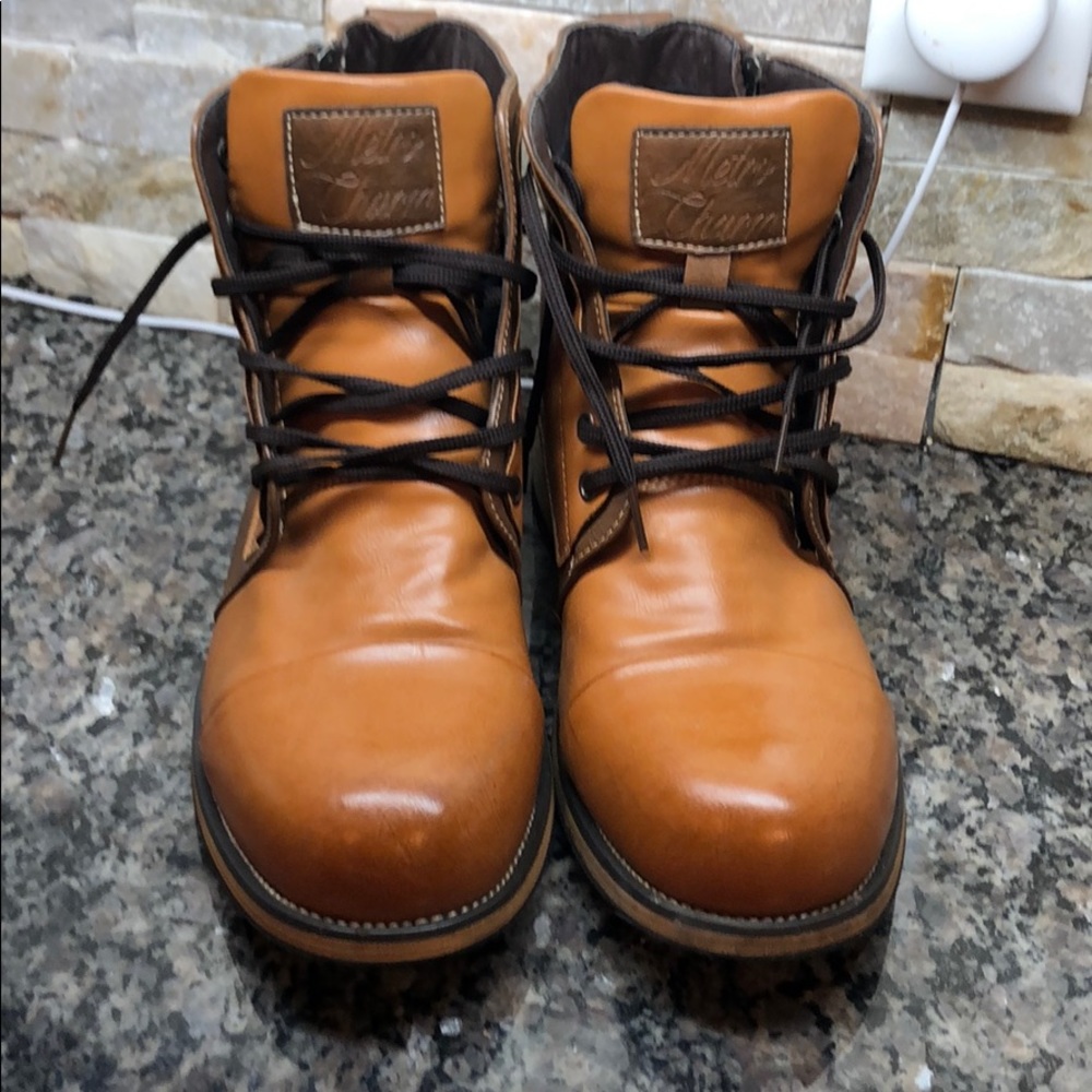 Metro Charm boots